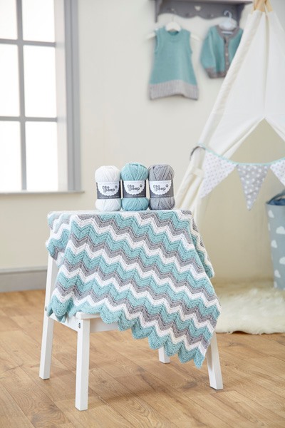 West Yorkshire Spinners Knitted Zig Zag Blanket Kit